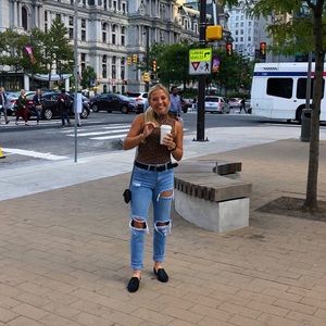 Meet your Posher, Hannah